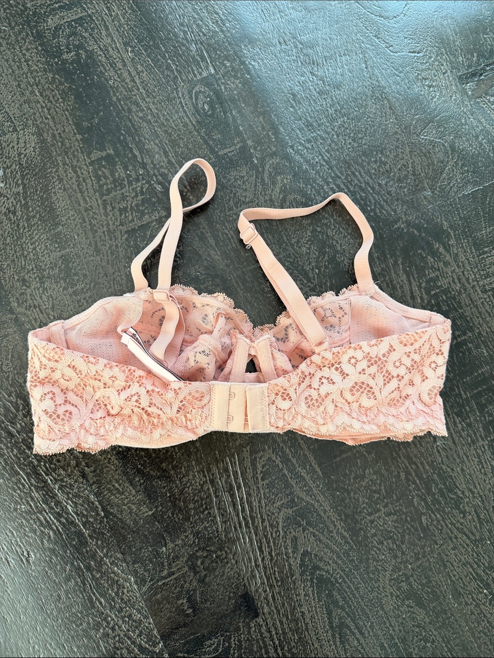 Victoria's Secret Pink Lace Unlined Demi Bra - Picture 3 of 3
